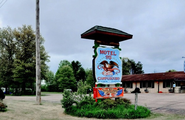 Motel 95 and Campground