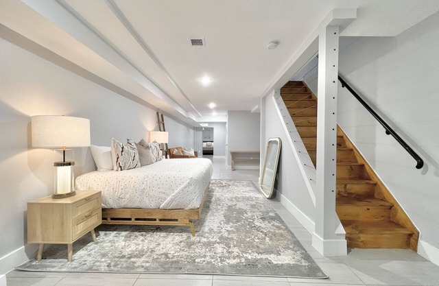 Mott Haven BRAND NEW Private HOME 2 baths