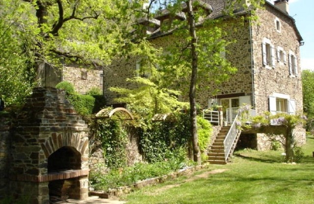 MOULIN DU GO: Unique place between Aveyron and Tarn - 10 Pers