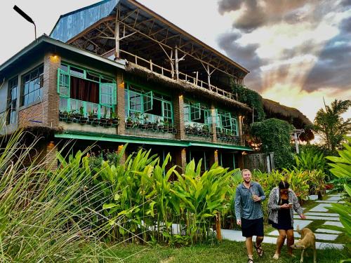 Mount Kilimanjaro 360 view Cottage