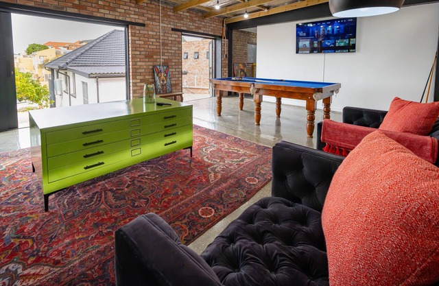 MOUNT RD OCEAN VIEW Charming 2-bedroom apartment in PORT ELIZABETH