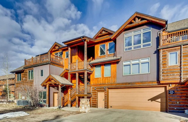 Mount Victoria Lodge - Luxury near Frisco's Main Street!