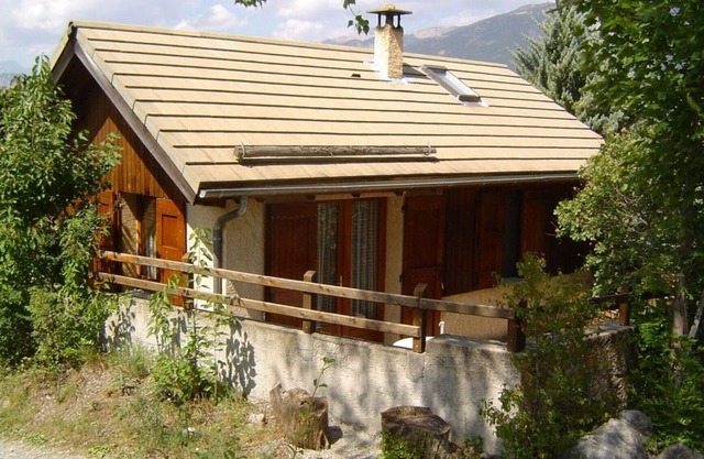 Mountain chalet, very quiet environment.