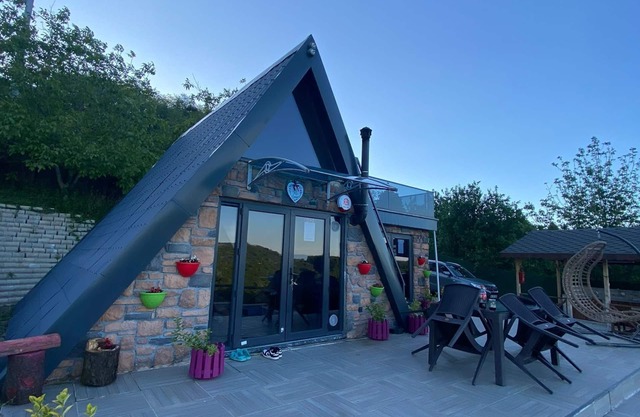 Mountain Cottage Havuzlu Dağ Evi/Eşmeahmediye