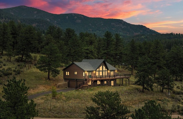 Mountain Escape! Views. Privacy. Beauty.