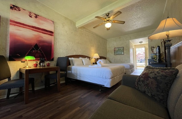 Mountain Harbor King Guest Room on Lake Ouachita by RedAwning