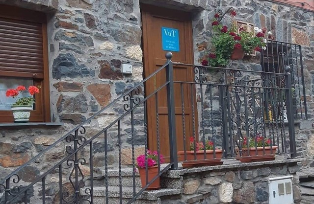 Mountain house with easy access