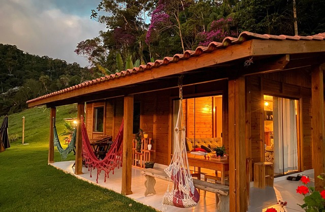 Mountain house with waterfall view in the Caravaggio Circuit! Sta Teresa-ES.