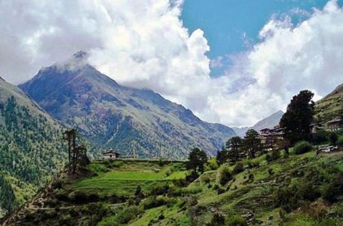 MOUNTAIN INN LP Homestay