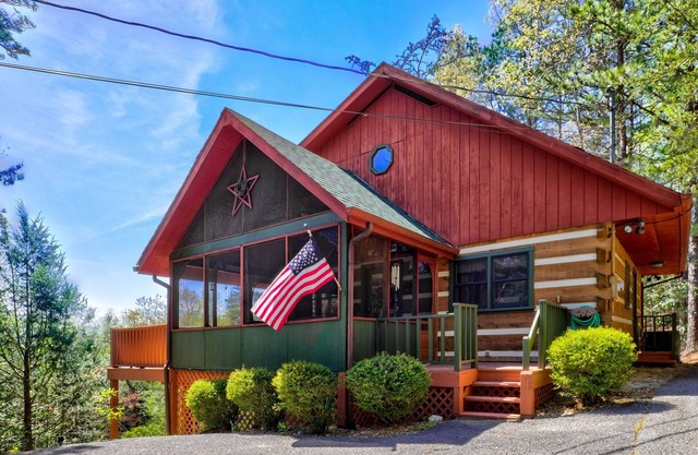 Mountain Laurel Log Cabin!
