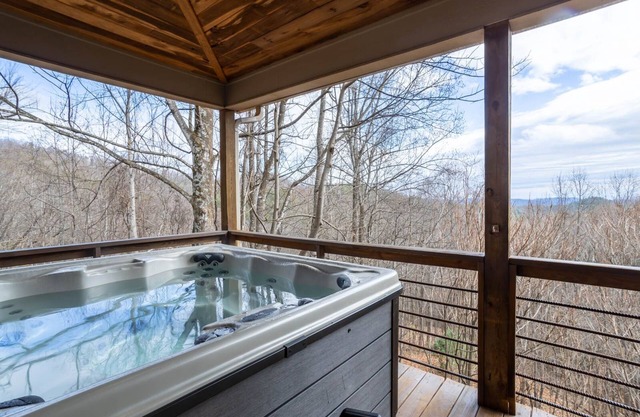 Mountain Retreat with Seclusion & Adventure