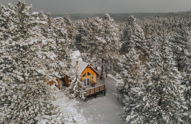 Mountain Timber A-Frame ✦ Deck, Hot Tub, BBQ & More