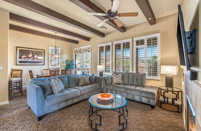 Mountain View! Luxurious Villa near Clubhouse with Mountain Views - Pet Friendly - Upstairs (C48-2)