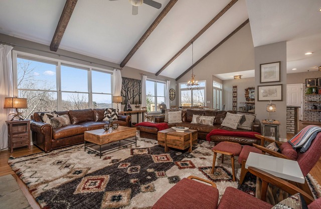 Mountain Vista Alchemy | Private Asheville Mountain hHome w/Hot Tub