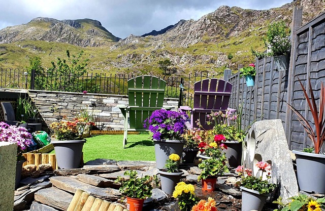 Mountainside Cottage - Excellent Hillwalking and Adventure Location