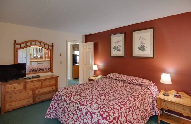 Mountainside Getaway at Deer Park Resort