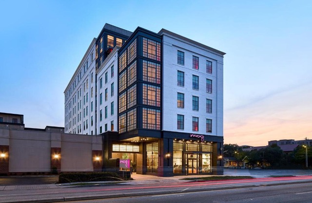 Moxy Charleston Downtown