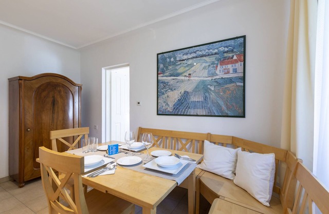 Mozart Apartments, ELVIRA