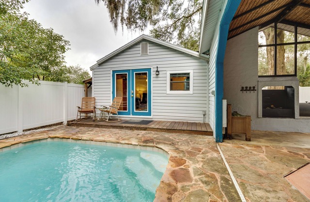 Mt Dora Couple's Retreat w/Shared Pool!