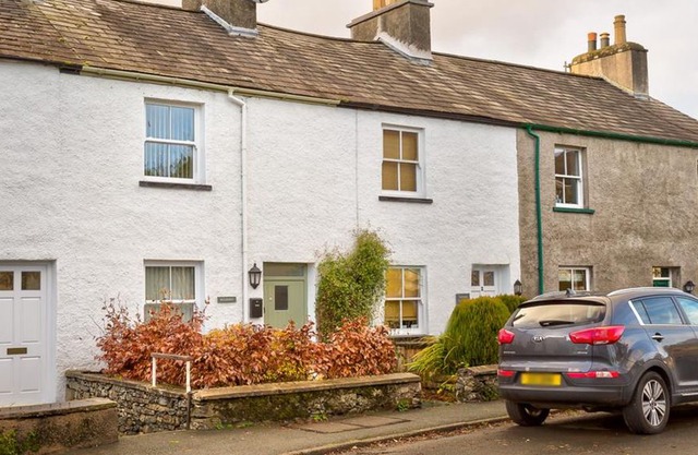 Mulberry Cottage - Two Bedroom House, Sleeps 3