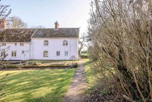 Mulberry End, Foxhall