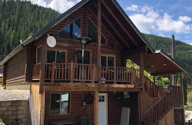 Mullan Idaho Mountain Getaway