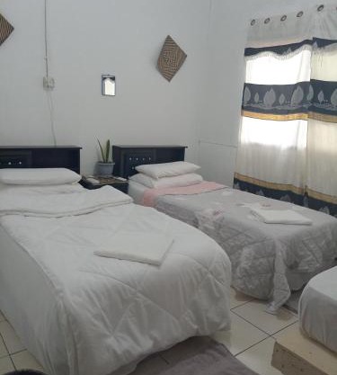 Mulu D Cave Homestay Room 2