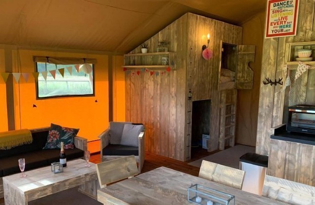 Muntjac is a wonderful safari tent situated in rural Norfolk with ample space