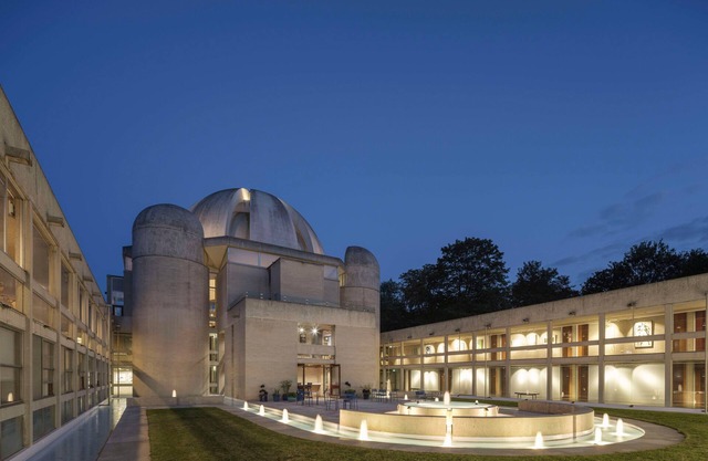 Murray Edwards College