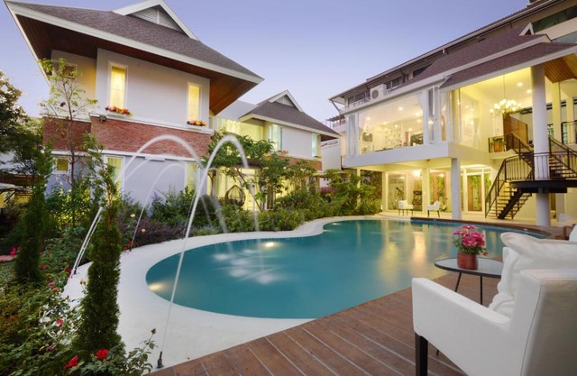 Murraya Residence