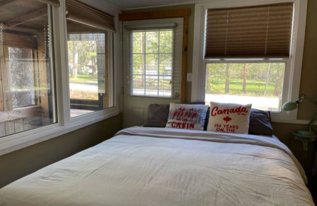 Muskoka Cottage, Bunkie + Sauna-1.5 hrs from TO!