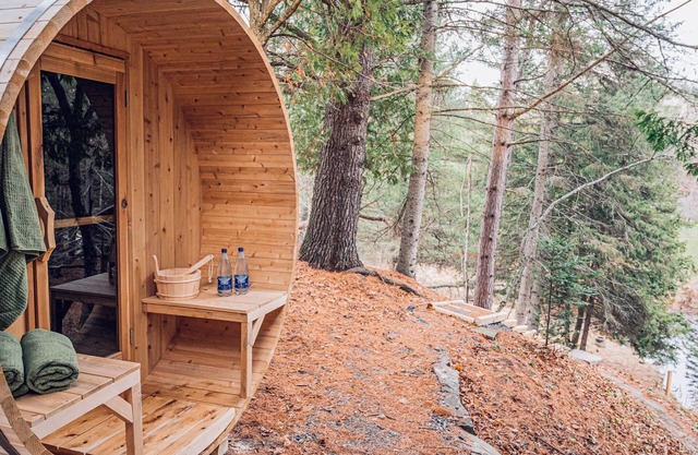 Muskoka Creekside Escape