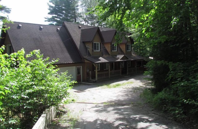 Muskoka Retreat, Waterfront, 2 Decks + Dock, Master Loft, Swim/Boat/Fish, WIFI