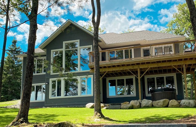 Muskoka Spence Lake Cottage Retreat - NEW HOME