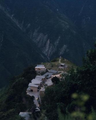 MUUA Hotel