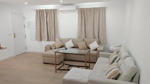 Muy bonito, céntrico y tranquilo apartamento en Santa Marina