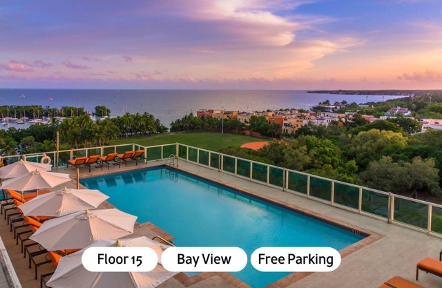 MVR - Poolside Bliss w-Skyline Views-Book Now
