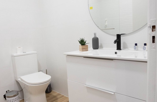 MY DREAM APARTAMENTO 130M2 REGIAO CENTRO 3 QUARTOS/2 CASAS BANHOS TOTAL 8 P.nn