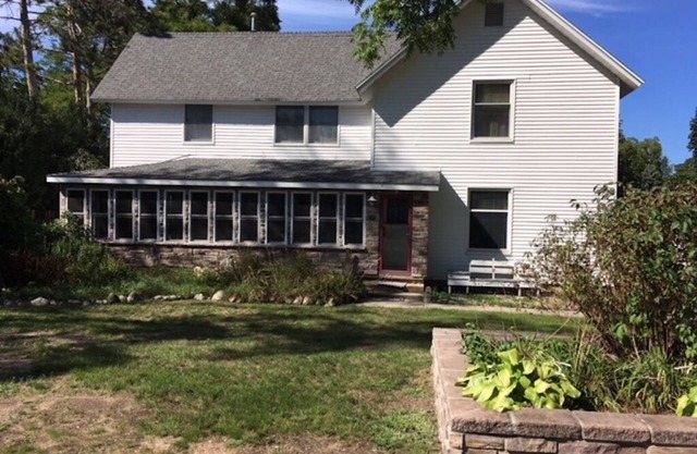 My Place Elk Rapids MI only 2 blocks to beach