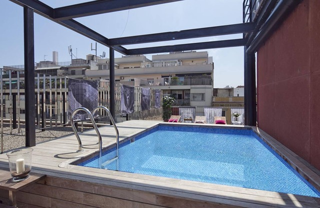 My Space Barcelona 6 apartments with terrace and pool for up to 48 people