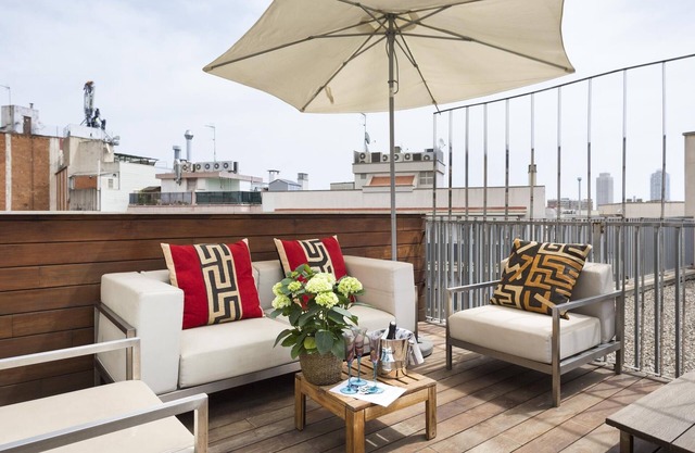My Space Barcelona 6 apart. near Hospital del Mar ideal for patients.