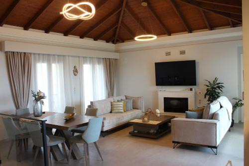 Myron Luxury Living