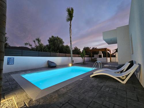 Myrteni Pool Villas