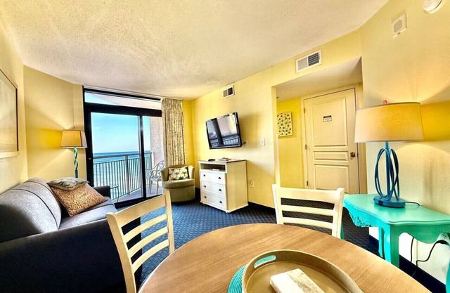 Myrtle Beach Getaway 1br sleeps 2-4
