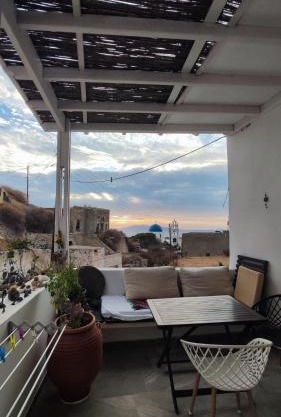 Mythos Traditional Stonehouse