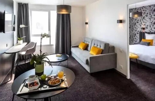 Néméa Aparthotel Résidence Vélizy Europe* - 2 room apartment for 2/4 people