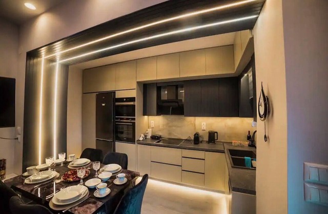 Nadia's Luxury Apartment