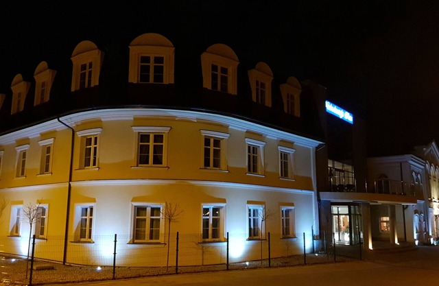 Nadodrzański Dwór