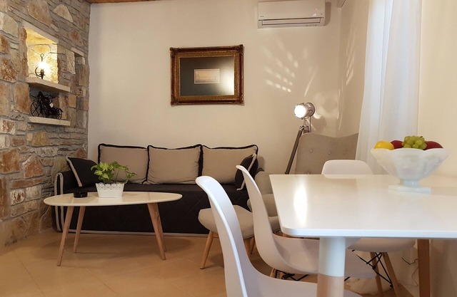 Nafplio Cosy Mountain Cottage