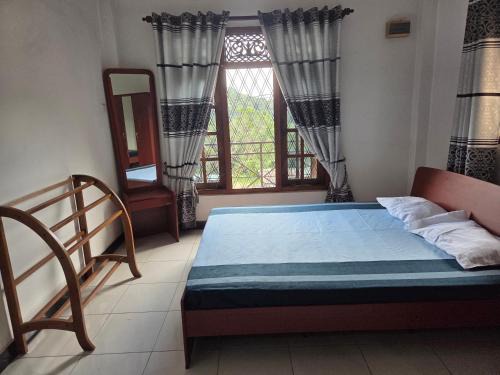 NALY'S Lodge